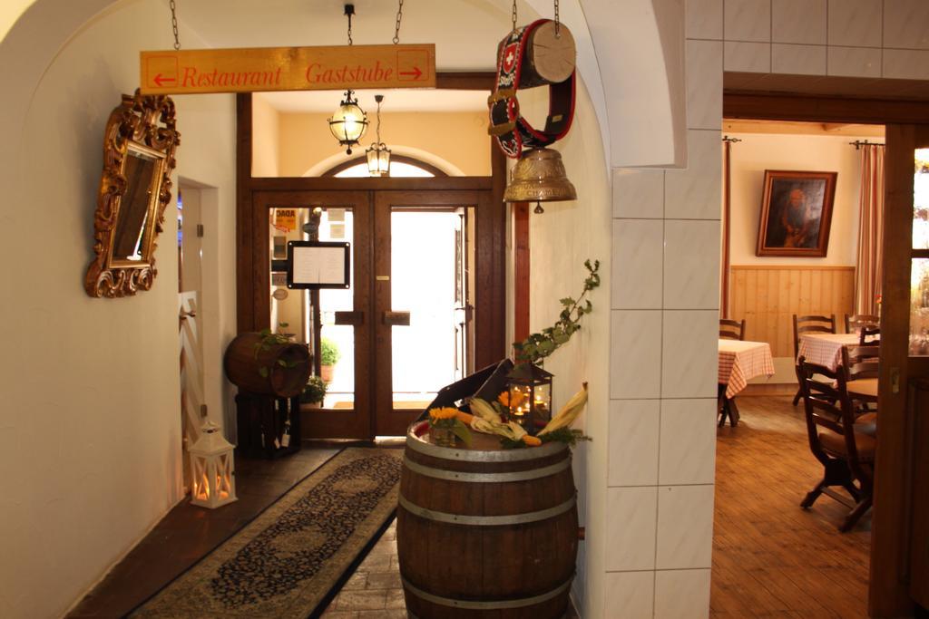 Hotel-Gasthof Die Post Brennerei Frankenhoehe Schillingsfürst Екстериор снимка